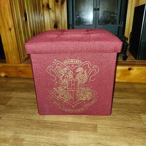 Harry Potter Hogwarts Maroon Storage Ottoman NWOT